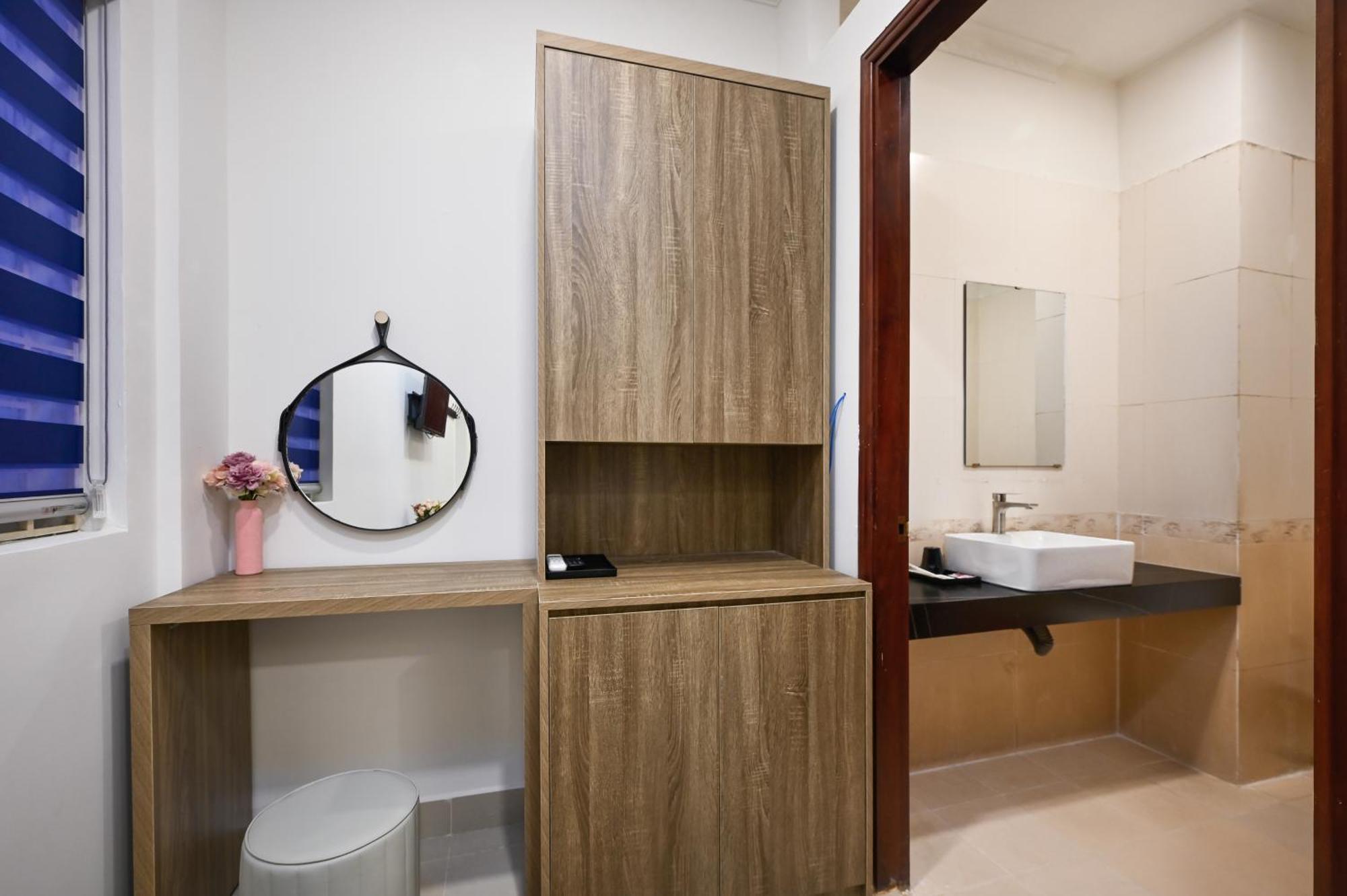 Trung Mai Hotel - Nguyen Thai Binh Хошимин Экстерьер фото